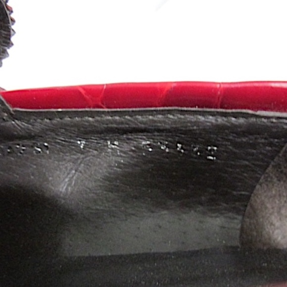Donald J Pliner Dark Red Loafers, Size 7 - Picture 6 of 6